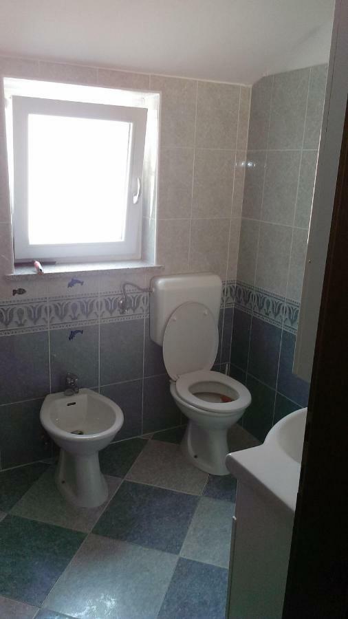 Apartma Ceh Gabrovica pri Črnem Kalu Buitenkant foto